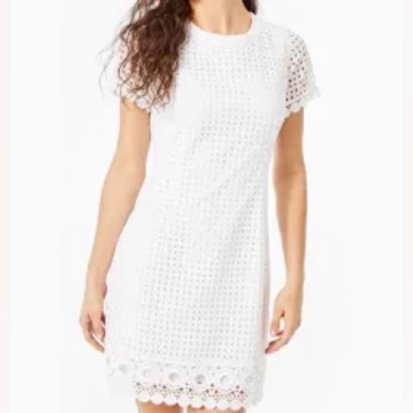 Lily Pulitzer - Picture 5 of 5